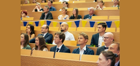 thumbnail of medium Graduation Day 2023 - Zeugnisübergabe der Juristischen Fakultät © Witold Cholewa 80