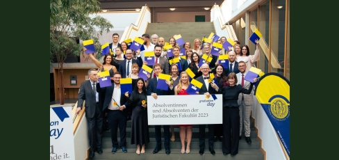 thumbnail of medium Graduation Day 2023 - Zeugnisübergabe der Juristischen Fakultät © Witold Cholewa 72